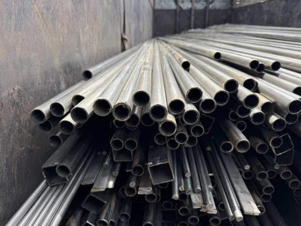 Stainless Steel Pipes & Tubes - Seamless & Welded | Innovative Corporation